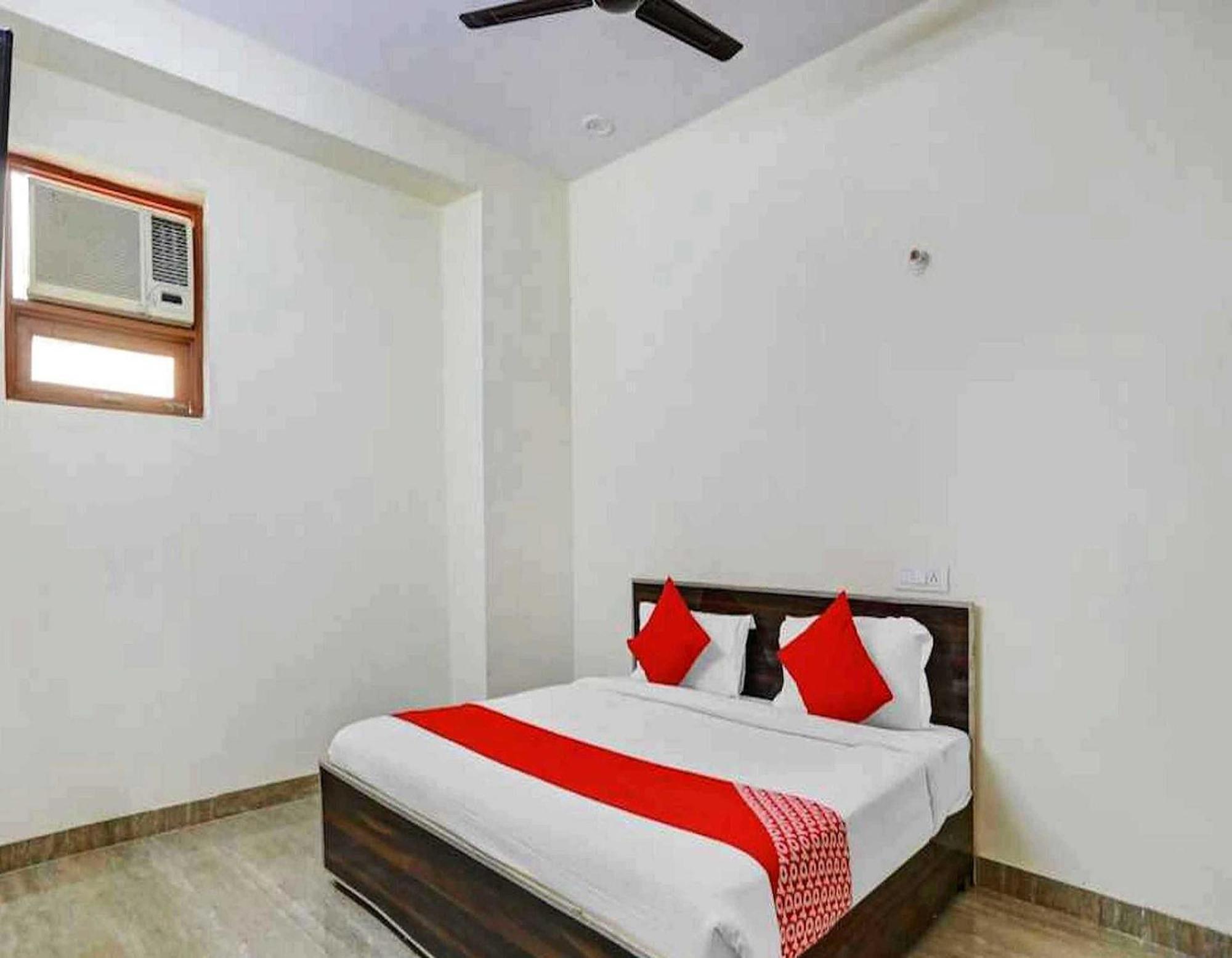 Hotel Sky Bird Bhauli Exterior foto